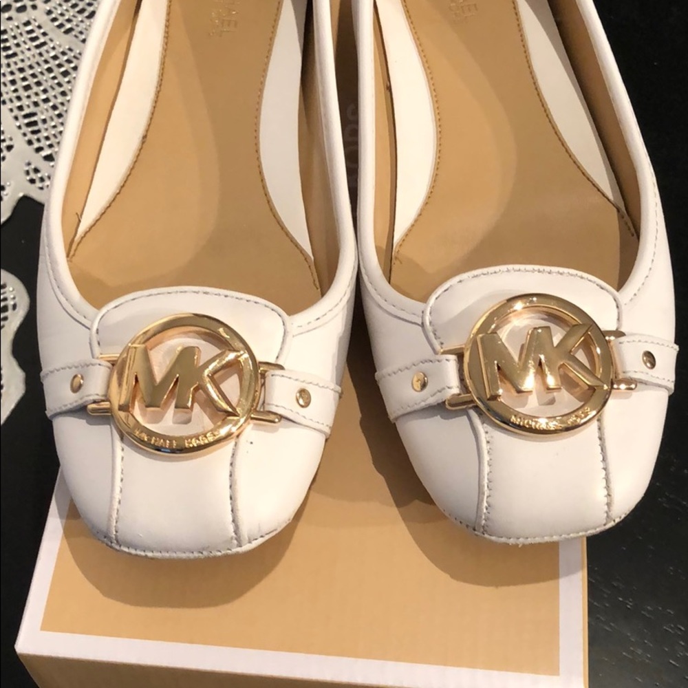 Michael Kors Fulton flats